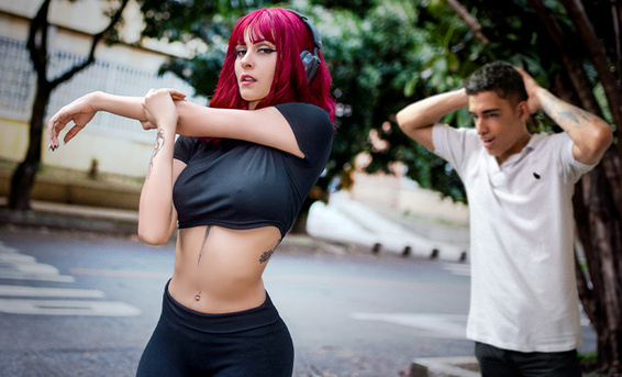 Латинская милфа Мелина Ласт тайком от мужа ебется с новым любовником