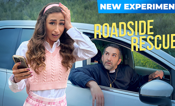 Зрелый пастор трахает в машине сбившуюся с пути крошку Скарлетт Пейдж