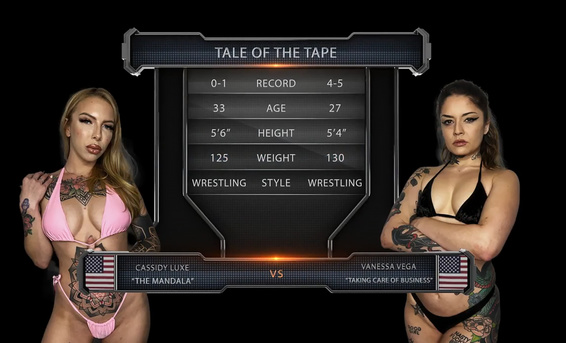 Грубое наказание страпоном проигравшей милфы в лесбийском поединке