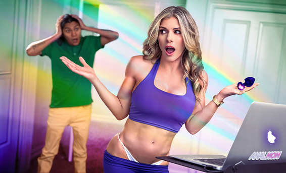 Сисястая мачеха Кори Чейз трахается в жопу с пасынком на вебкамеру