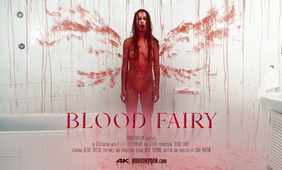 Кровавая фея Алексис Кристал залила месяками ванную комнату паренька