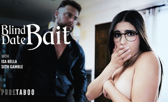 Девушка без очков Иса Белла случайно лишилась девственности с отчимом