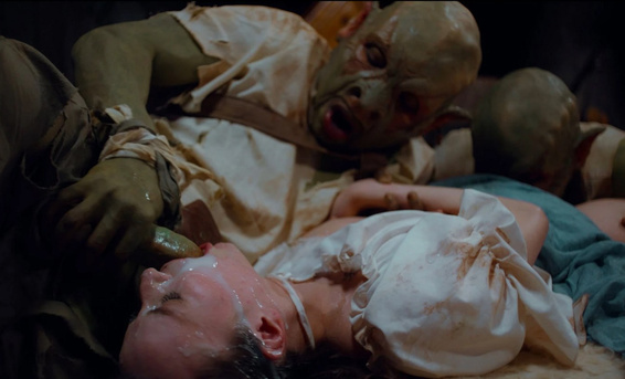 Страшные гоблины устроили двойной вагинал милой девушке Лане Смоллс